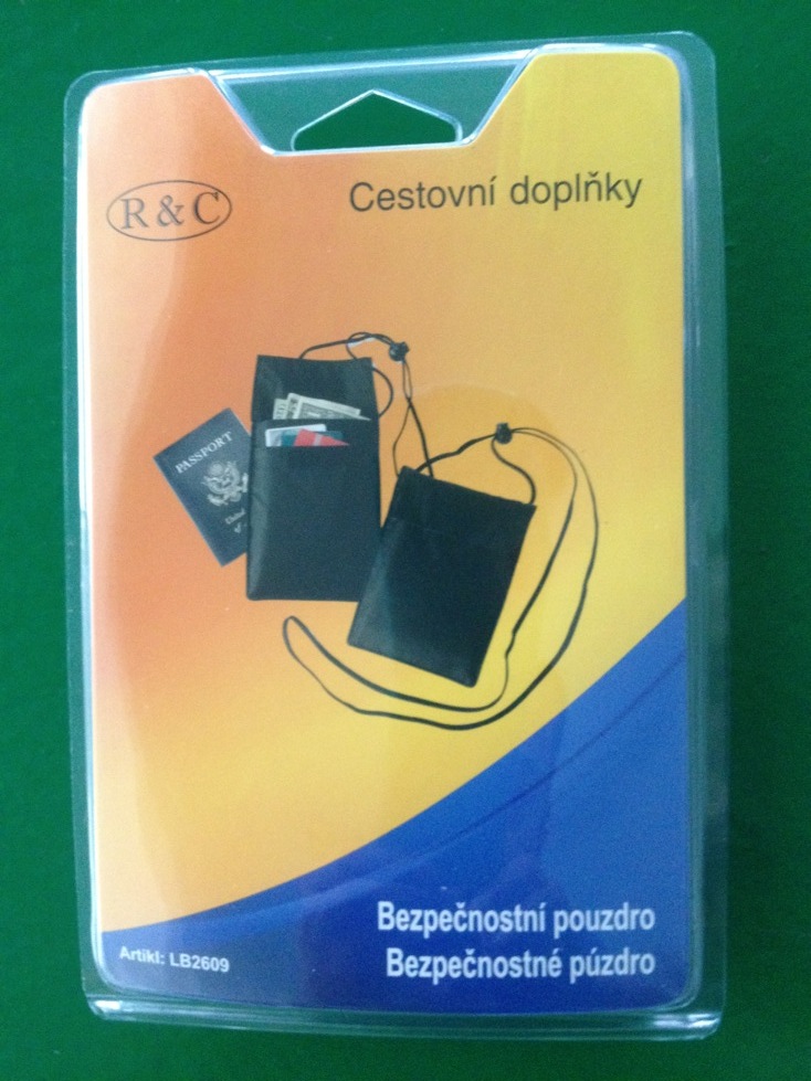Cestovní bezpečnostní pouzdro pod oděv na krk černá