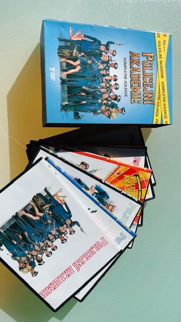 Policejní akademie kompletní kolekce 7x DVD