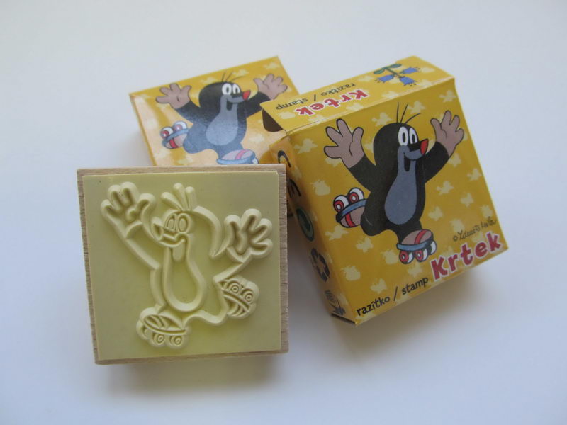 Krtek dřevěná razítka - Krtek na bruslích